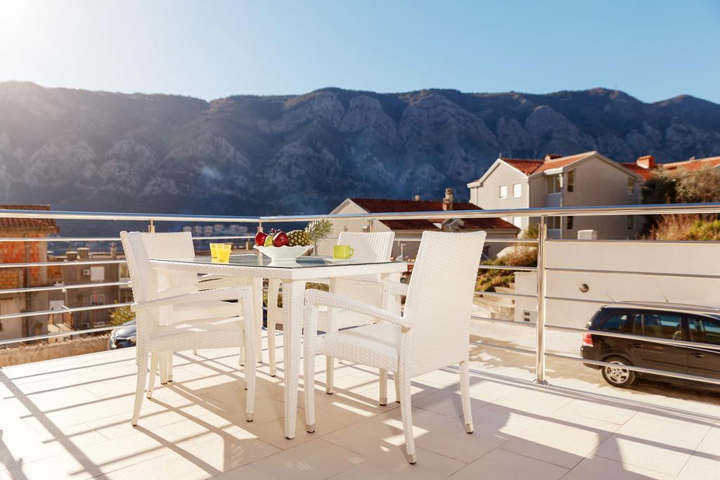 Apartments Blue Sea Kotor Dış mekan fotoğraf