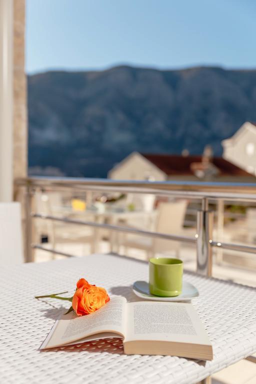 Apartments Blue Sea Kotor Dış mekan fotoğraf