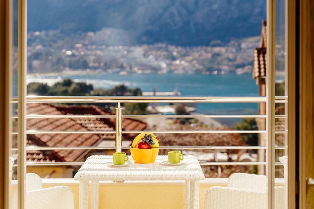Apartments Blue Sea Kotor Dış mekan fotoğraf